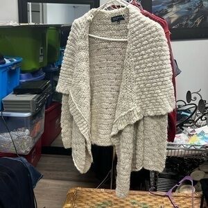 Jones, New York size medium open cream net sweater very soft